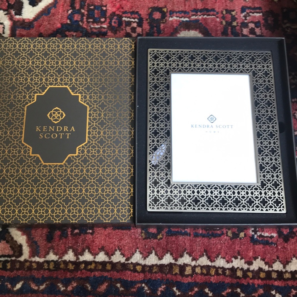 Picture frame